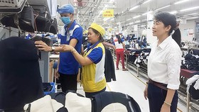 Bài 1: Thay đổi phương thức lãnh đạo