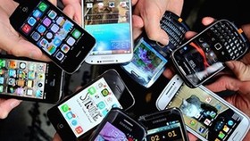 Vietnam mostly imported mobile phones from China and the Republic of Korea in the period. (Photo: cafef.vn)