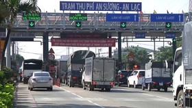 Tiếp tục thu phí trạm An Sương - An Lạc là cho 4 cầu vượt mới