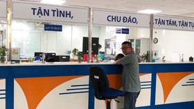 Ngành điện phục vụ khách hàng ngay sau kỳ nghỉ tết