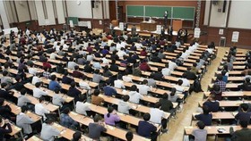 Sinh viên tham dự một bài giảng tại một trường đại học Nhật Bản. (Nguồn: kyodonews)