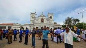 Sri Lanka: Đóng cửa ngân hàng trung ương và tất cả nhà thờ