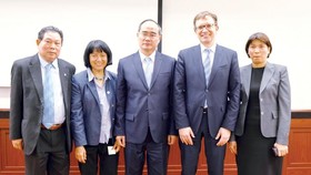 Đoàn đại biểu cấp cao TPHCM kết thúc chuyến thăm, làm việc tại Hà Lan và Đức