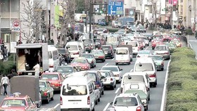 Xe lưu thông tại Tokyo, Nhật Bản