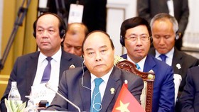 Thủ tướng Nguyễn Xuân Phúc dự Phiên toàn thể Hội nghị cấp cao ASEAN lần thứ 34. Ảnh: TTXVN