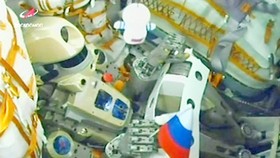 Nga đưa robot giống người lên vũ trụ