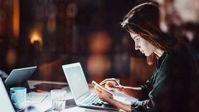 Khối ngoại bán ròng 1.200 tỷ đồng trên HNX và UPCoM