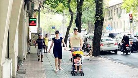 Vận động người dân đi bộ