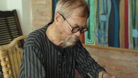 Nhà thơ Phan Vũ. Ảnh: DU NGUYÊN
