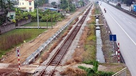 Đề xuất 2.500 tỷ đồng xóa lối đi tự mở qua đường sắt