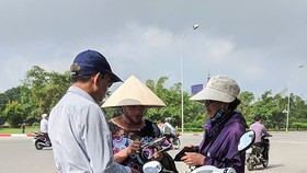 Thiếu chế tài đối với hành vi “phe vé”