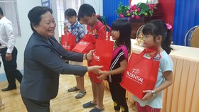 Câu chuyện tư vấn viên bảo hiểm: “Công việc tư vấn bảo hiểm đã giúp tôi đong đầy yêu thương…”