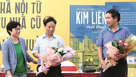 Văn học phi hư cấu đang yếu thế