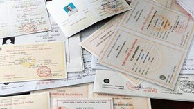 4 cán bộ xã sử dụng bằng tốt nghiệp không hợp pháp