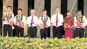 Vinh danh 30 thanh niên tiêu biểu trong lĩnh vực khoa học - công nghệ