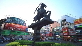 Tôn tạo, sửa chữa tượng đài Trần Hưng Đạo và Thánh Gióng