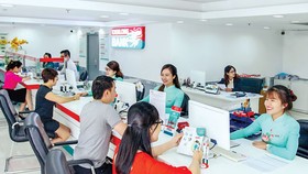 Để hóa giải “bùng phát” lãi suất