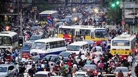 Hạn chế xe cá nhân bằng biện pháp kinh tế
