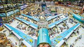 Mối quan hệ đặc biệt giữa chính phủ Mỹ và Boeing