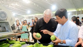 Phát huy trái cây Việt