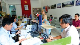 Bỏ chứng thực sao y - thêm thời gian lo việc của dân