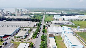 Tháo nút thắt thu hút đầu tư