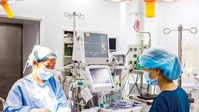 Đặt stent mạch vành điều trị nhồi máu cơ tim