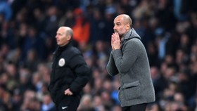 Pep Guardiola cầu nguyện cho Man City thoát bão chấn thương