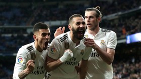 Real Madrid lật đổ Man United để trở thành CLB giá trị nhất thế giới