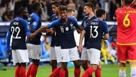 Didier Deschamps xoa tay hài lòng