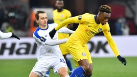 Chelsea chi lương 11 triệu bảng để giữ chân Hudson-Odoi