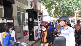 Quỹ bình ổn giá xăng dầu của Petrolimex tăng hơn 220 tỷ đồng