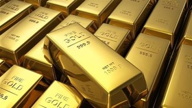 Giá vàng thế giới chạm mức cao nhất trong 8 tháng qua