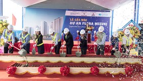 Cất nóc dự án căn hộ Flora Mizuki giai đoạn 1