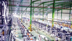 Dây chuyền sản xuất bao bì nhựa tự hủy hiện đại của An Phát.