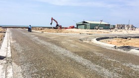 Một dự án đất nền ven biển Phan Thiết được môi giới chào mời với mức giá 18-40 triệu đồng/m2. Ảnh:M.TUẤN