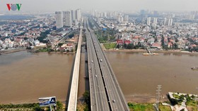 Thời gian qua, hiệu quả đầu tư công chưa đạt được như kỳ vọng do chậm trễ trong giải ngân, phân bổ chưa hợp lý, đầu tư dàn trải, lãng phí, thất thoát, dự án kéo dài, đội vốn... (Ảnh minh hoạ: KT)