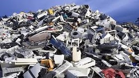 Rác điện tử: Vàng hay arsenic, cadmium...
