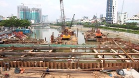 Hàng loạt công trình chống sạt lở chậm tiến độ