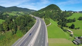 Vốn đầu tư công phải tập trung vào dự án then chốt nhất