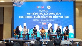 Các diễn giả tham gia hội thảo Xu thế sở hữu bất động sản: Kinh nghiệm quốc tế & Thực tiễn Việt Nam