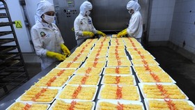 Tôm tẩm bột Việt hưởng lợi nhờ thương chiến Mỹ - Trung