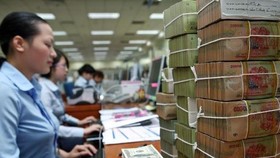 Áp lực vốn trung và dài hạn, nhiều ngân hàng tăng mạnh lãi suất