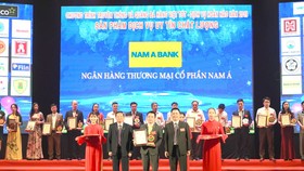 2 dòng thẻ NamABank vào top 20 sản phẩm chất lượng cao