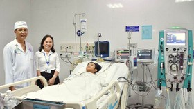 Bệnh nhi viêm cơ tim cấp được cứu sống nhờ kỹ thuật ECMO – TUẤN QUANG