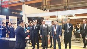 Gian trưng bày các dự án của Sunshine Group gây được sự chú ý của đông đảo quan khách và các nhà đầu tư quốc tế.