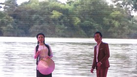 Tiết mục văn nghệ với chủ đề "Lan tỏa hương bưởi Bạch Đằng"