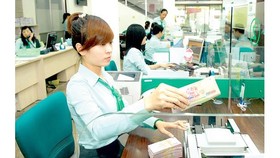 Đề nghị tiếp tục giảm lãi suất cho vay trong các lĩnh vực ưu tiên