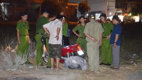 Công an khám nghiệm hiện trường