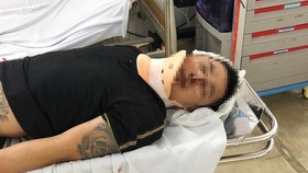 Anh P. với thương tích trên người.